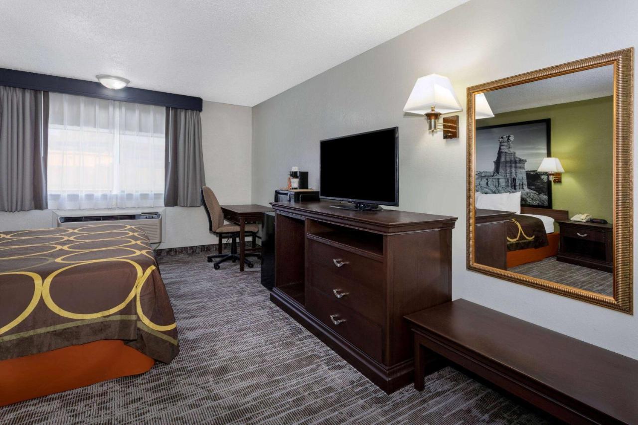 Super 8 By Wyndham Amarillo Central Tx Eksteriør bilde